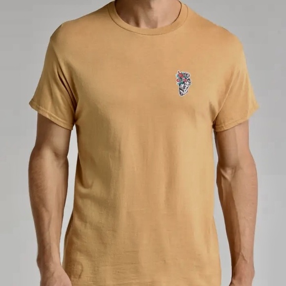 Retrofit Rose Head Patch T-Shirt, Short Sleeves, Tan/Mustard/Yellowish, Small - Picture 1 of 11